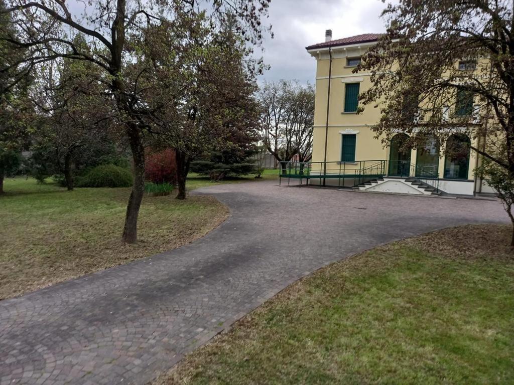 Villa Peonia Парма Экстерьер фото